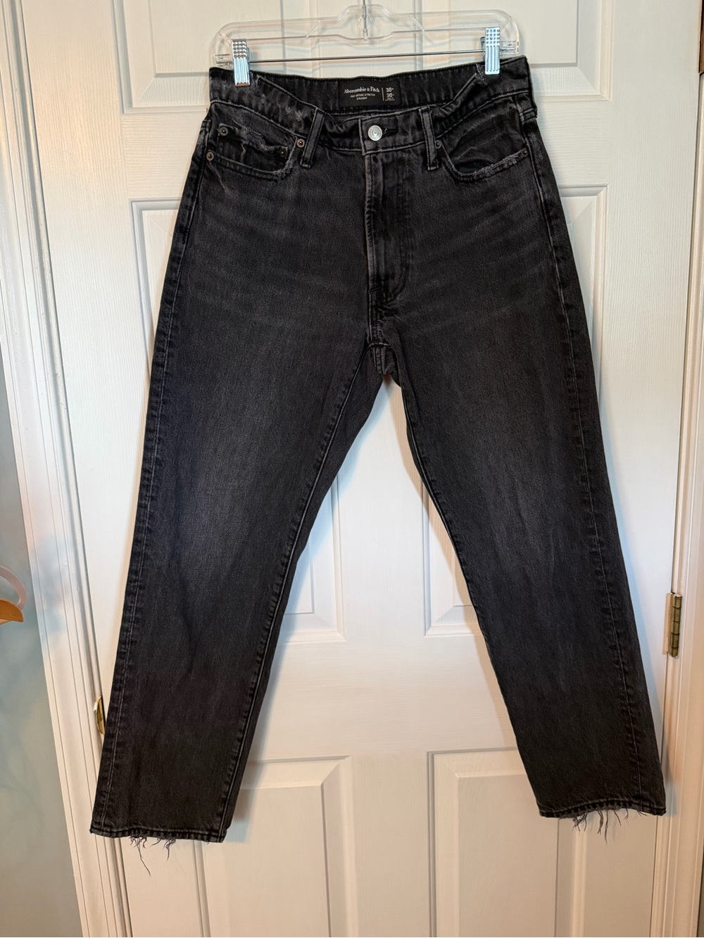 Abercrombie & Fitch Men's Black Relaxed Straight Jeans